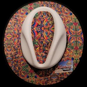 Mexican Hat With Birds Design